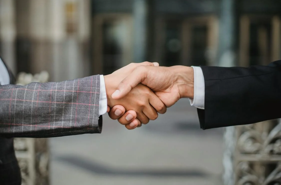 partnering in dubai